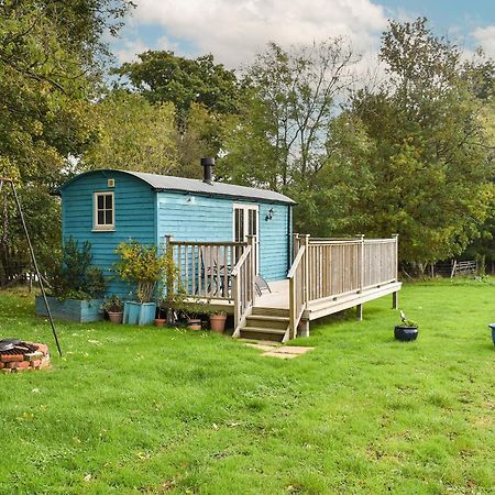 The Shepherds Hut Herstmonceux Екстериор снимка