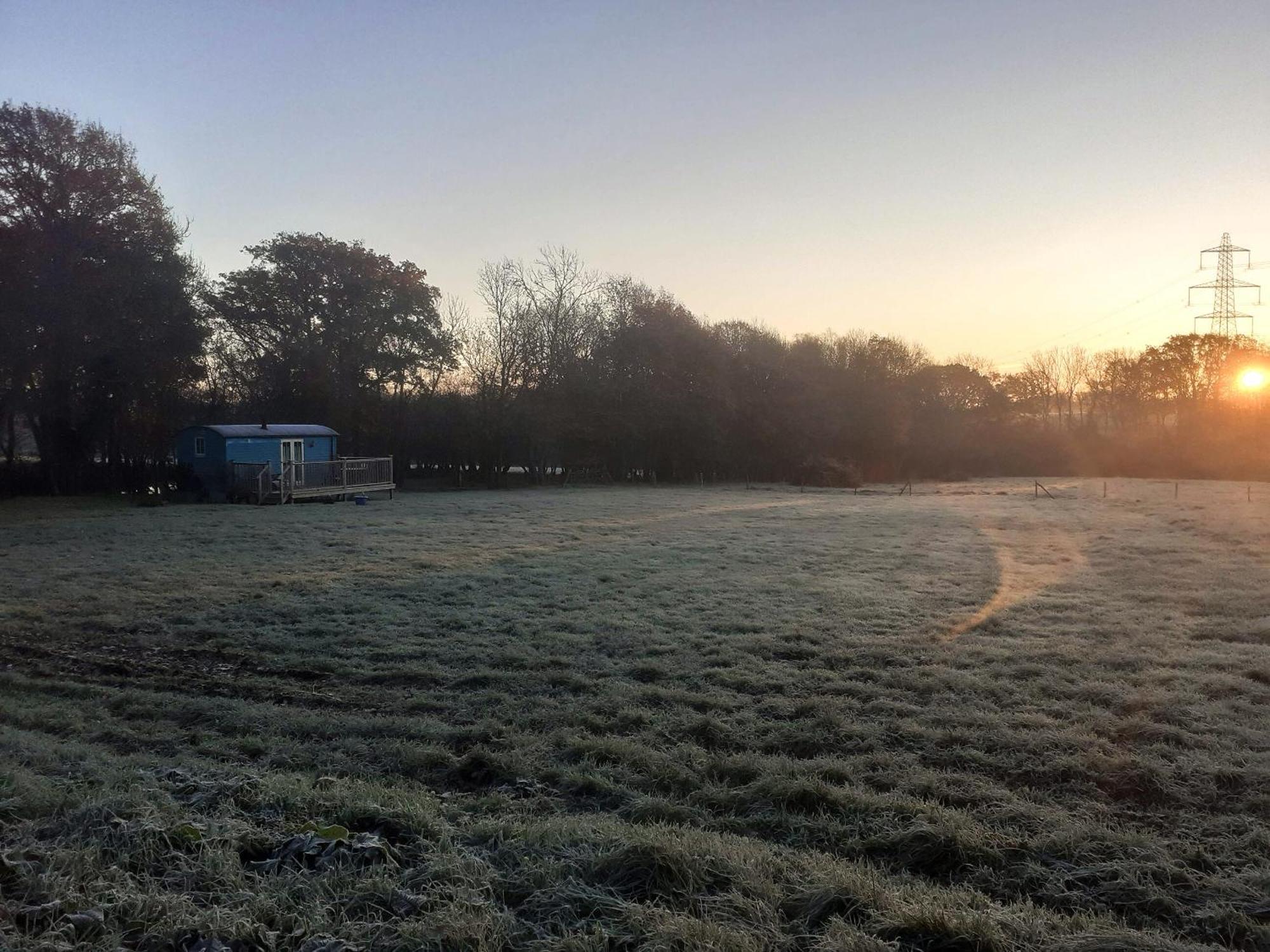 The Shepherds Hut Herstmonceux Екстериор снимка